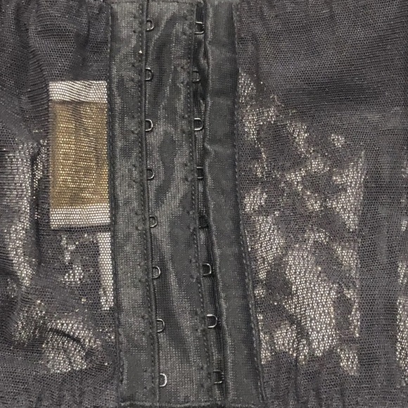 Vintage Victoria's Secret Gold Label Bustier Corset Lace 36 Black Crop Top VS M - Picture 5 of 8